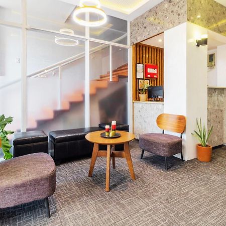 Tely'S Bed & Breakfast Iloilo Powered By Cocotel 외부 사진