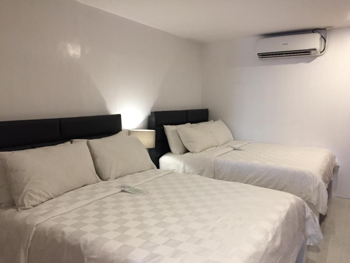 Tely'S Bed & Breakfast Iloilo Powered By Cocotel 외부 사진