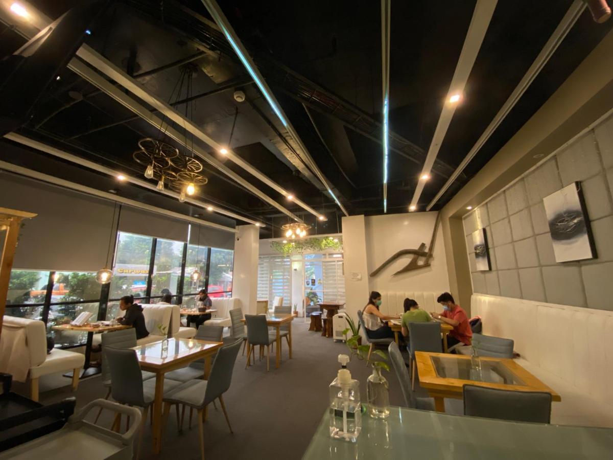 Tely'S Bed & Breakfast Iloilo Powered By Cocotel 외부 사진