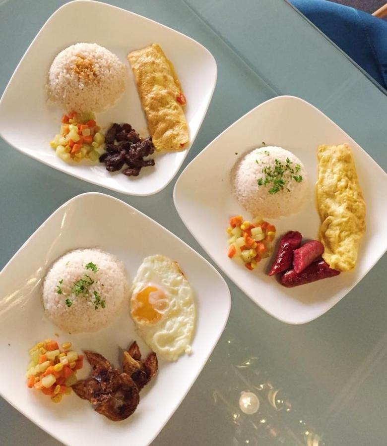 Tely'S Bed & Breakfast Iloilo Powered By Cocotel 외부 사진