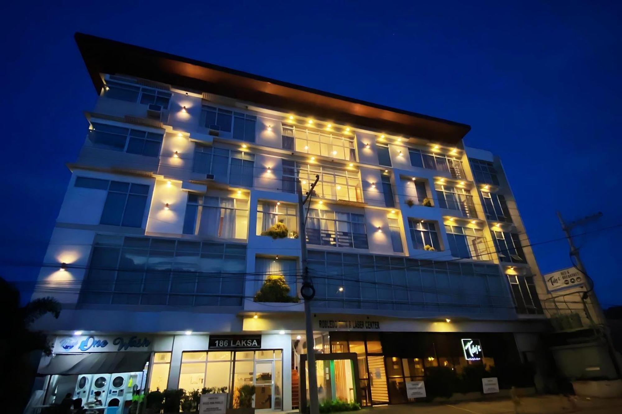 Tely'S Bed & Breakfast Iloilo Powered By Cocotel 외부 사진